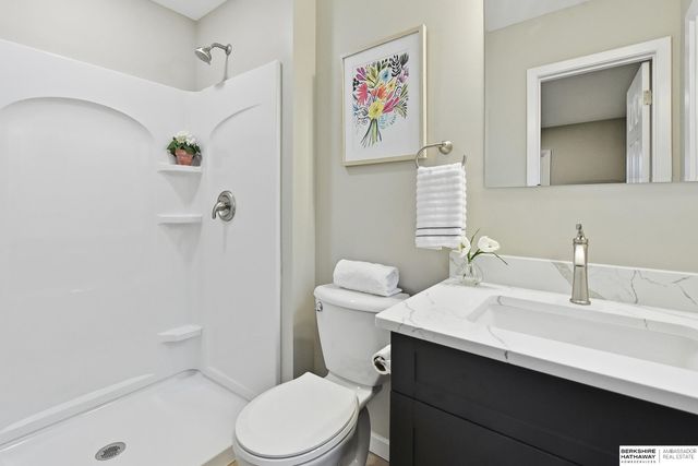 2009 Lloyd Street, Bellevue, NE 68005