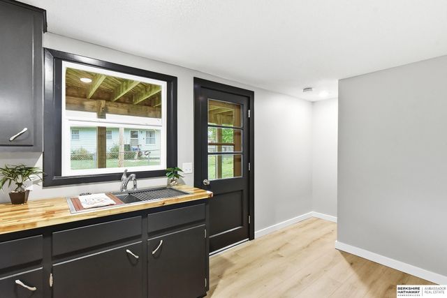 2009 Lloyd Street, Bellevue, NE 68005