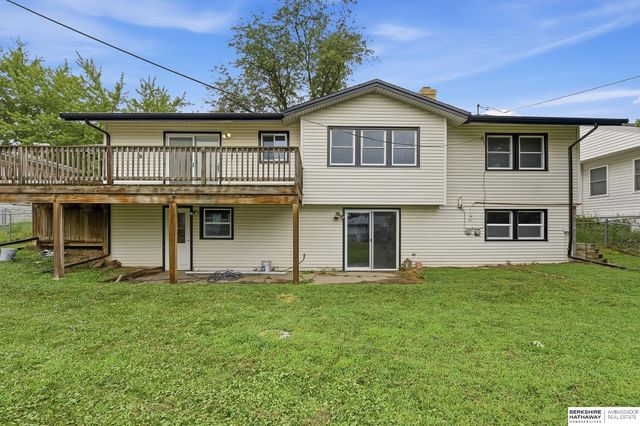 2009 Lloyd Street, Bellevue, NE 68005