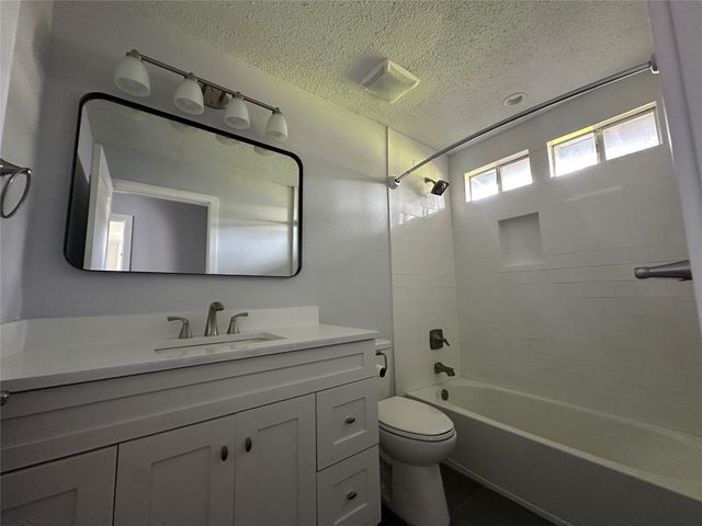 4412 Gillis ST A, Austin, TX 78745