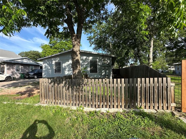 4412 Gillis ST A, Austin, TX 78745