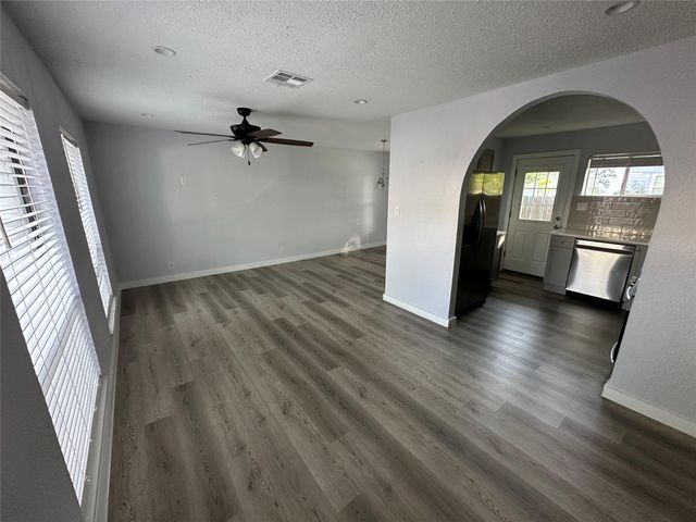 4412 Gillis ST A, Austin, TX 78745