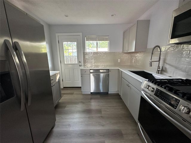 4412 Gillis ST A, Austin, TX 78745