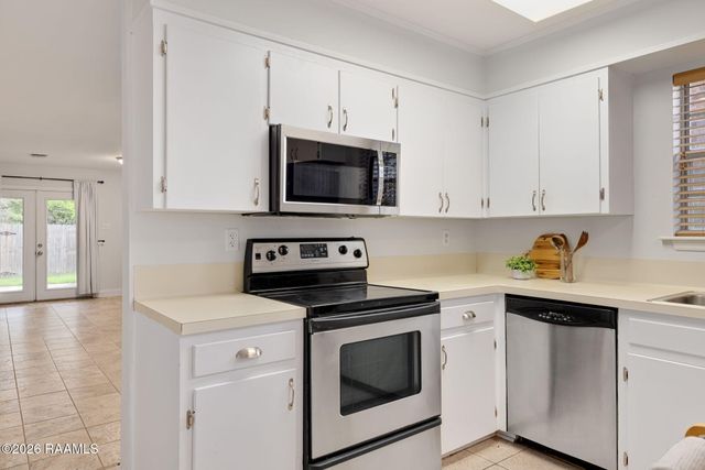 451 Rena Drive, Lafayette, LA 70503