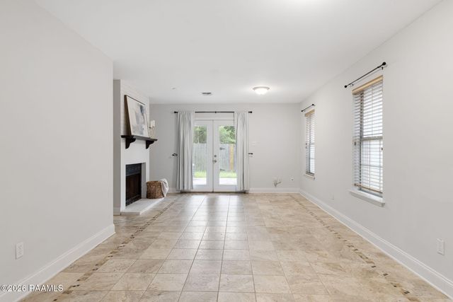 451 Rena Drive, Lafayette, LA 70503