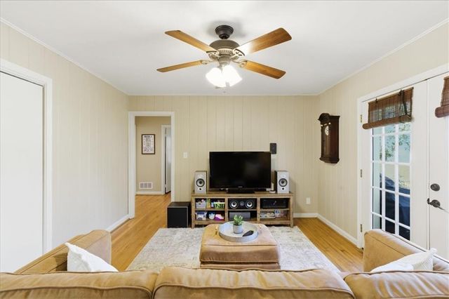 2349 Engineers SE Drive, Marietta, GA 30067