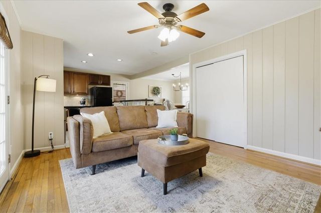 2349 Engineers SE Drive, Marietta, GA 30067