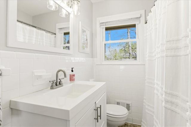 2349 Engineers SE Drive, Marietta, GA 30067