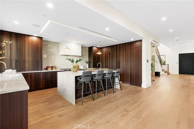 4018 Coldwater Canyon Avenue, Studio City, CA 91604