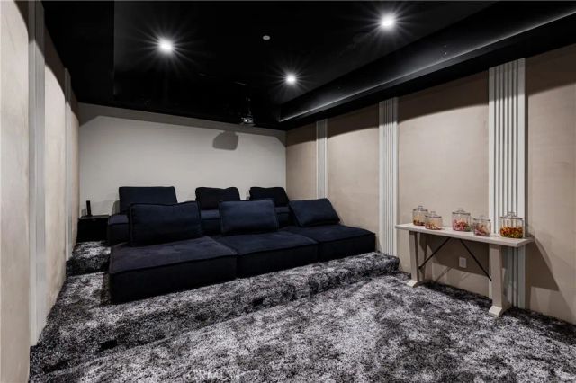 4018 Coldwater Canyon Avenue, Studio City, CA 91604