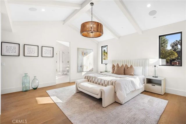 4018 Coldwater Canyon Avenue, Studio City, CA 91604