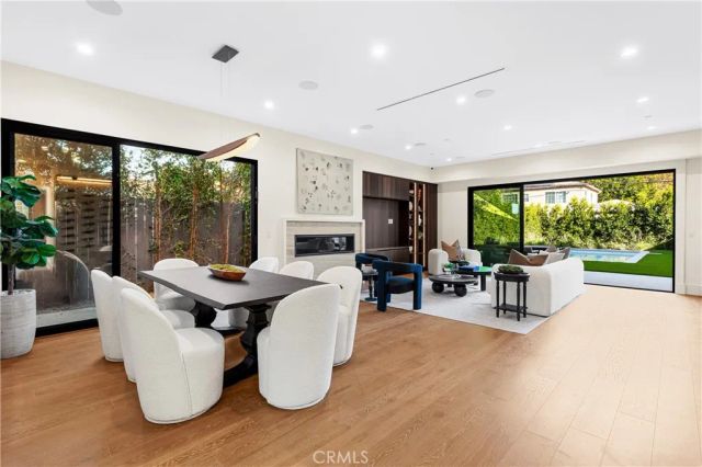 4018 Coldwater Canyon Avenue, Studio City, CA 91604