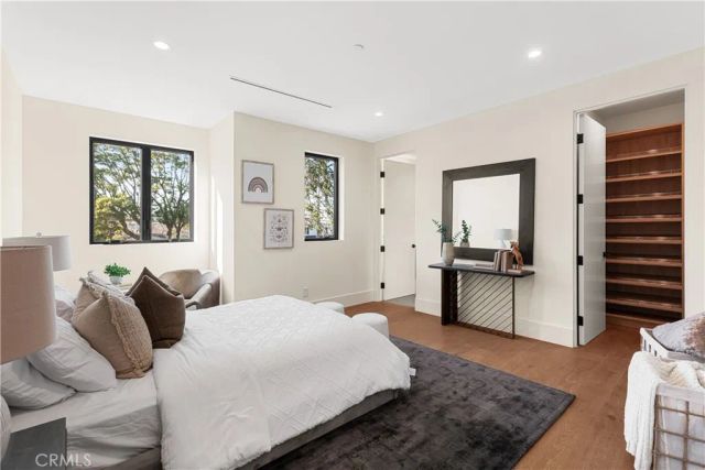 4018 Coldwater Canyon Avenue, Studio City, CA 91604