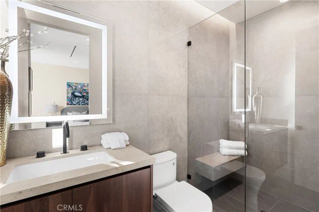 4018 Coldwater Canyon Avenue, Studio City, CA 91604