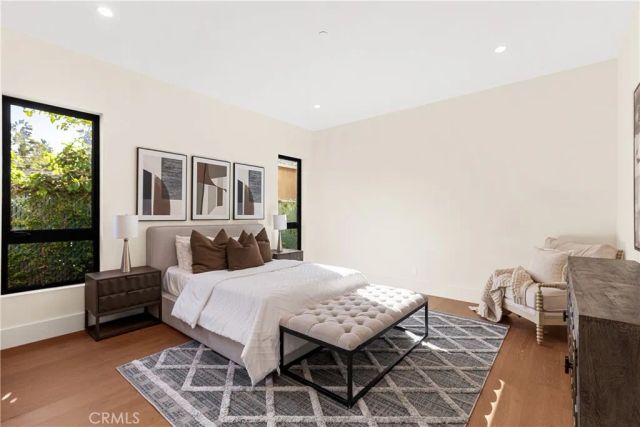 4018 Coldwater Canyon Avenue, Studio City, CA 91604