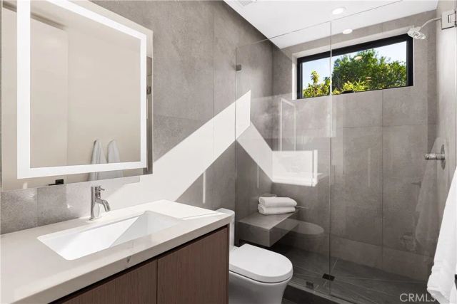 4018 Coldwater Canyon Avenue, Studio City, CA 91604