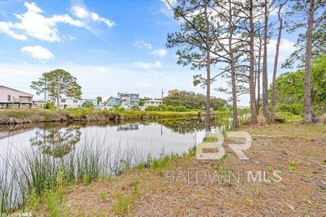 417 Windmill Ridge Road A, Gulf Shores, AL 36542