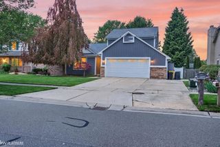 54329 Avondale Drive, New Baltimore, MI 48047