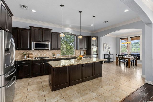 7719 STONEWALL HL, San Antonio, TX 78256