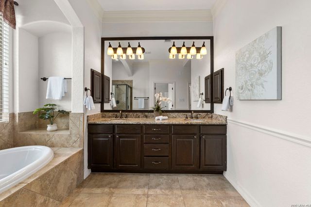 7719 STONEWALL HL, San Antonio, TX 78256