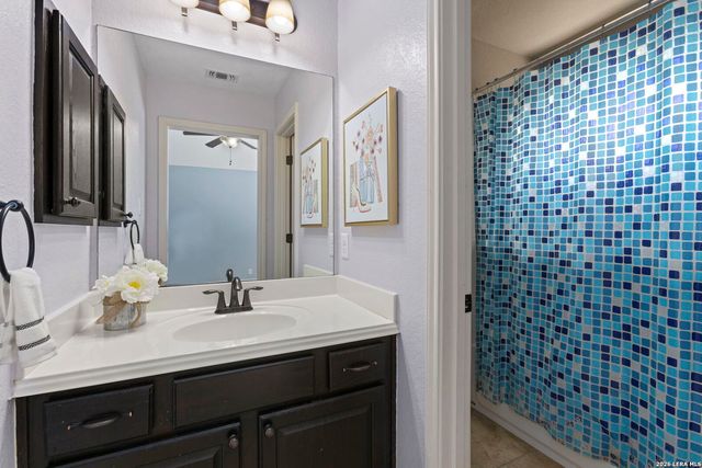 7719 STONEWALL HL, San Antonio, TX 78256