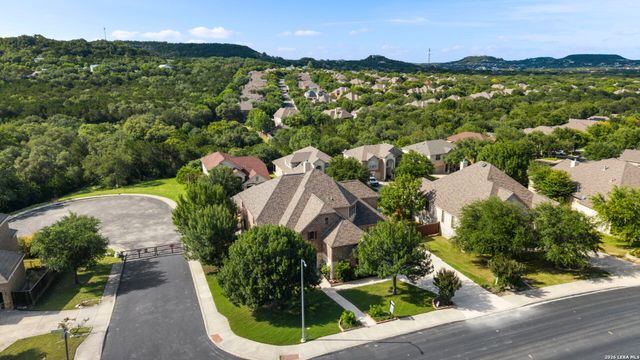 7719 STONEWALL HL, San Antonio, TX 78256
