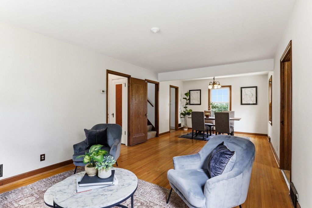1873 Hawthorne Avenue E, Saint Paul, MN 55119 — photo 5