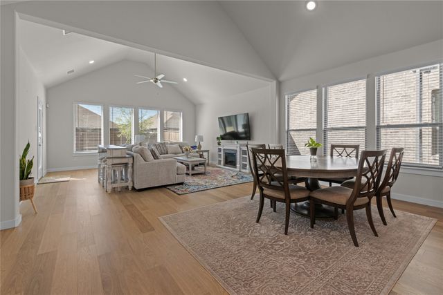 576 Silver Springs Lane, Lavon, TX 75166