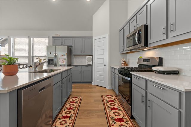 576 Silver Springs Lane, Lavon, TX 75166