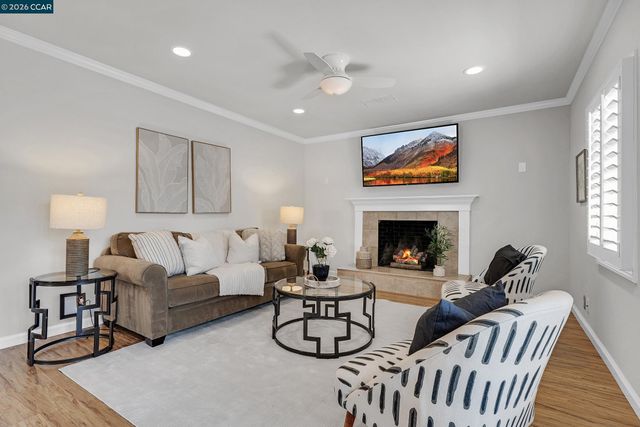 2415 Crestline Rd, Pleasanton, CA 94566