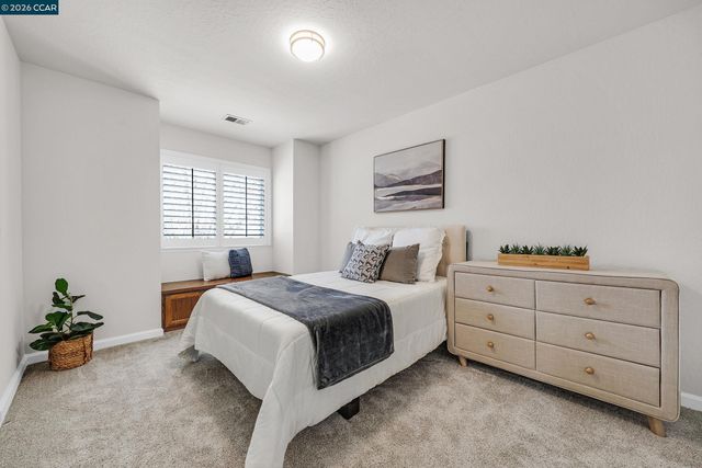 2415 Crestline Rd, Pleasanton, CA 94566