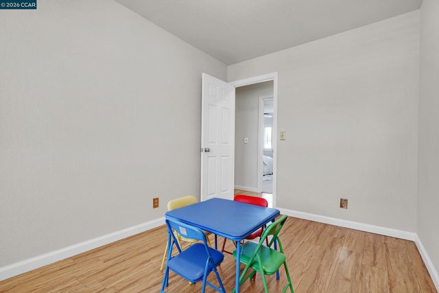 2415 Crestline Rd, Pleasanton, CA 94566