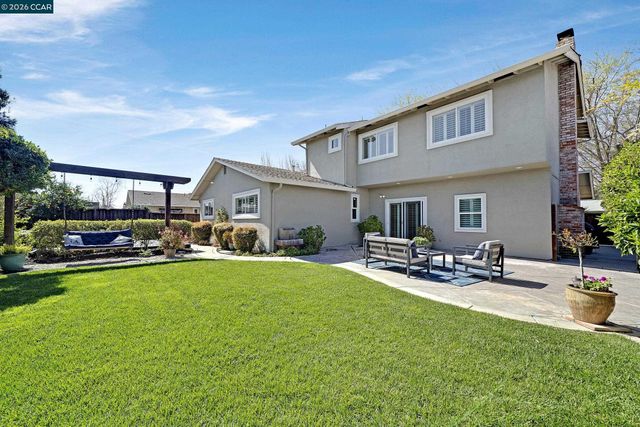 2415 Crestline Rd, Pleasanton, CA 94566