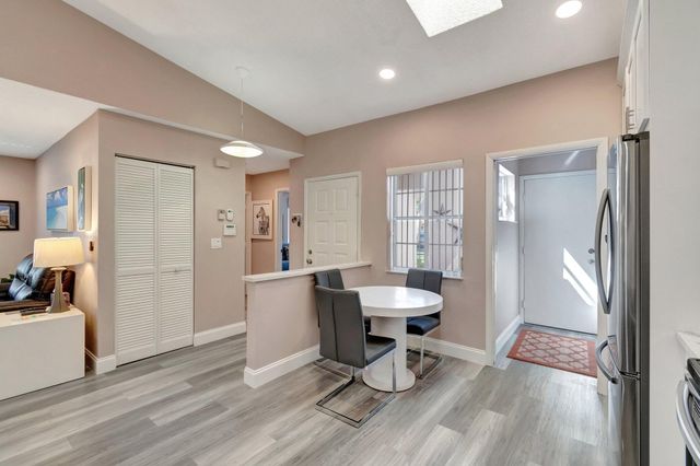 6100 Waldwick Circle, Delray Beach, FL 33484