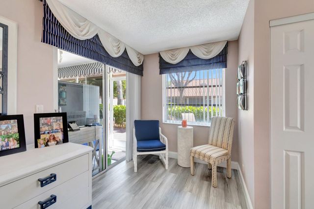 6100 Waldwick Circle, Delray Beach, FL 33484