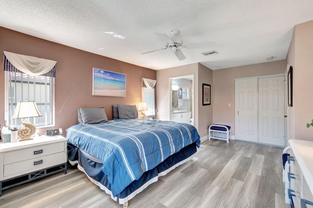 6100 Waldwick Circle, Delray Beach, FL 33484