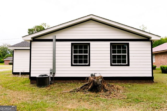 108 CRIMSON Circle, Thomasville, GA 31792