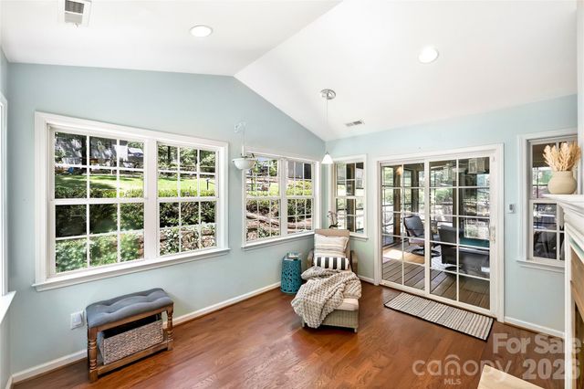 605 Silversmith Lane, Charlotte, NC 28270