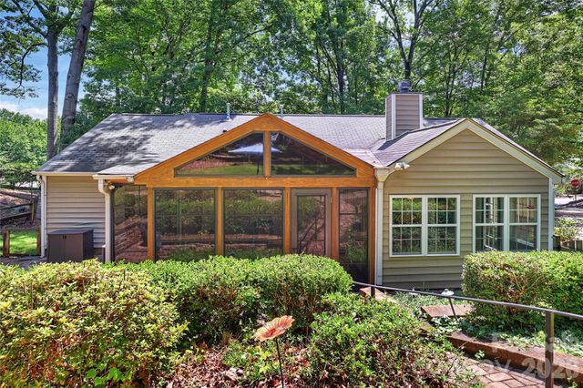 605 Silversmith Lane, Charlotte, NC 28270
