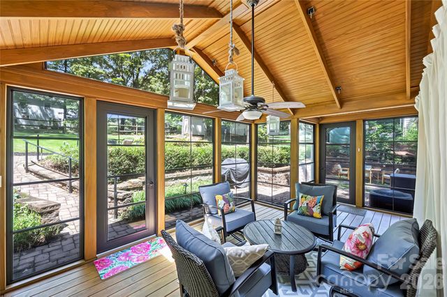 605 Silversmith Lane, Charlotte, NC 28270