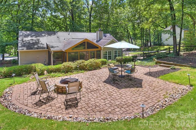 605 Silversmith Lane, Charlotte, NC 28270