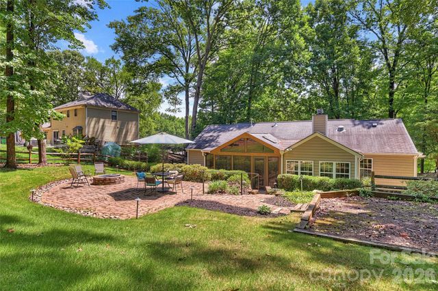 605 Silversmith Lane, Charlotte, NC 28270