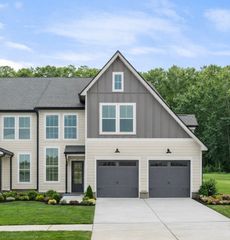 313 Panther Dr, Murfreesboro, TN 37127