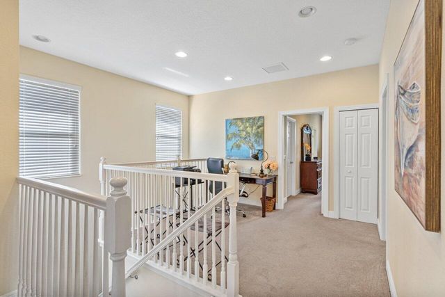 5009 Dulce Court, Palm Beach Gardens, FL 33418