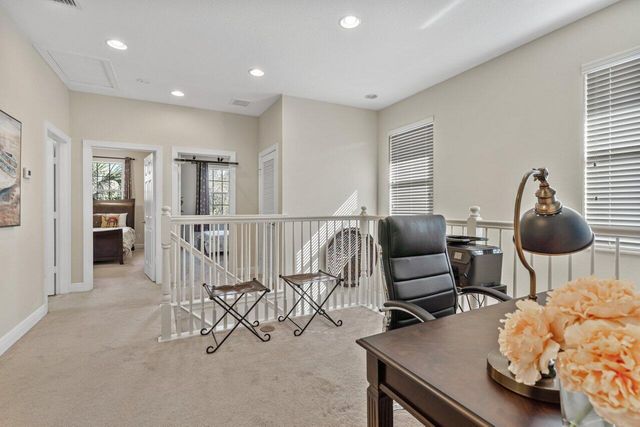 5009 Dulce Court, Palm Beach Gardens, FL 33418