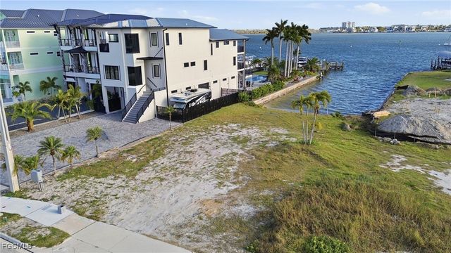 475 Estero BLVD, Fort Myers Beach, FL 33931