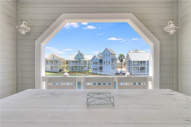 236 Bent Grass Dr, Port Aransas, TX 78373