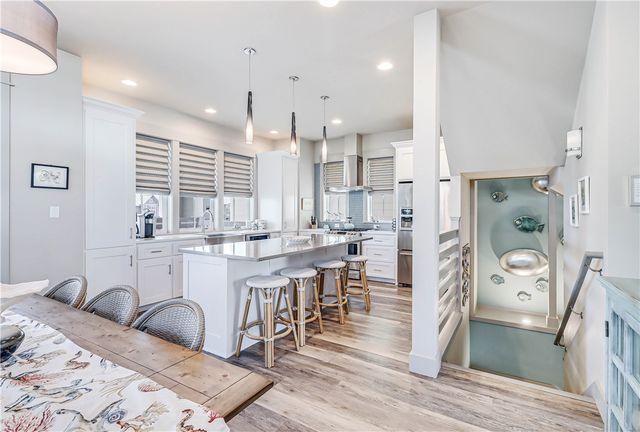 236 Bent Grass Dr, Port Aransas, TX 78373