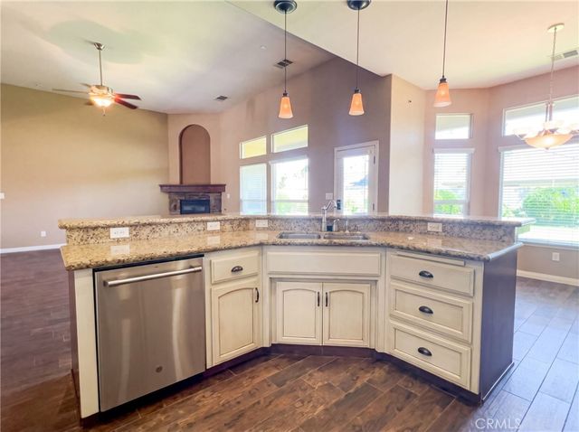 11904 Kenseth, Bakersfield, CA 93312