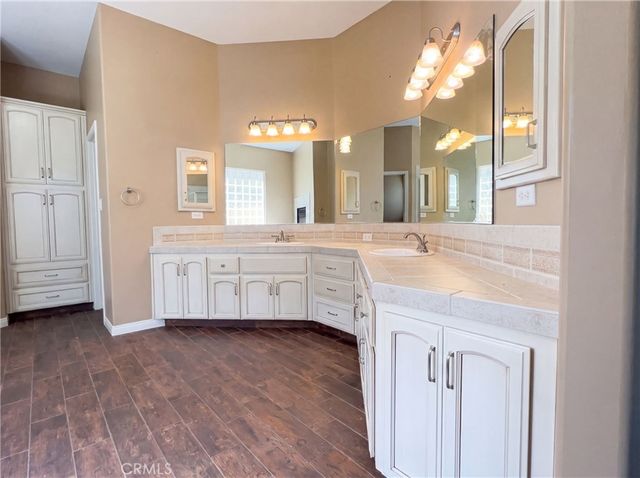 11904 Kenseth, Bakersfield, CA 93312